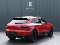 Gebraucht Porsche Macan 252 PS (185 kW) 2018 Karminrot SUV