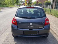 Gebraucht Renault Clio II 75 PS (55 kW) 2005 Grau Limousine