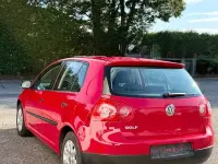 Gebraucht VW Golf V United 80 PS (58 kW) 2007 Rot Limousine