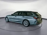 Gebraucht BMW 320 184 PS (135 kW) 2025 Grau Kombi