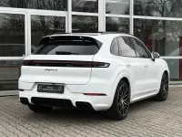 Gebraucht Porsche Cayenne 475 PS (349 kW) 2024 Weiß SUV