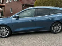 Używany Ford Focus Titanium 150 KM (110 kW) 2018 Niebieski Kombi