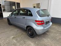 Gebraucht Mercedes B200 136 PS (100 kW) 2006 Blau Van / Kleinbus