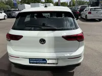 Gebraucht VW Golf VIII Life 150 PS (110 kW) 2022 Weiß Limousine