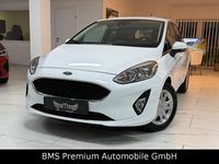 Gebraucht Ford Fiesta 101 PS (74 kW) 2018 Weiß Kleinwagen