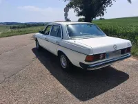 Gebraucht Mercedes 200 135 PS (99 kW) 1982 Weiß Limousine