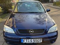 Gebraucht Opel Astra 75 PS (55 kW) 2000 Blau Limousine