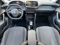 Second-hand Peugeot e-2008 Active 100 kW (136 CP) 2022 Negru SUV