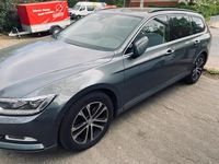 Gebraucht VW Passat Comfortline 150 PS (110 kW) 2016 Grau Kombi