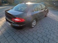 Gebraucht Skoda Superb 160 PS (117 kW) 2010 Schwarz Limousine