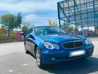 Gebraucht Mercedes C200 163 PS (119 kW) 2004 Blau Limousine
