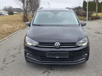 Gebraucht VW Touran Highline 150 PS (110 kW) 2023 Schwarz Van / Kleinbus