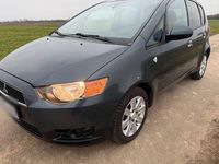 Gebraucht Mitsubishi Colt 95 PS (69 kW) 2012 Grau Kleinwagen