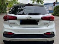 gebraucht Hyundai i20 1.0 T-GDI 74kW YES!
