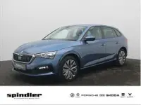 Gebraucht Skoda Scala 150 PS (110 kW) 2022 Blau (titanblau metallic) Kleinwagen