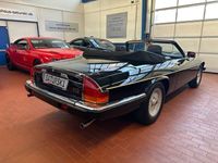 Używany Jaguar XJS 264 KM (194 kW) 1988 Czarny Kabriolet