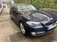 Gebraucht BMW 525 204 PS (150 kW) 2010 Blau Limousine