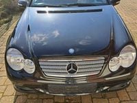 Gebraucht Mercedes C200 163 PS (119 kW) 2004 Schwarz Coupé