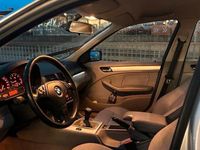 Gebraucht BMW 323 170 PS (125 kW) 1999 Silber Limousine