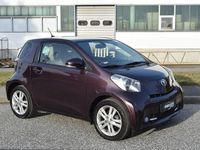Gebraucht Toyota iQ 98 PS (72 kW) 2010 Deep amethyst mica metallic Kleinwagen