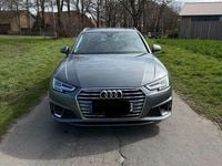 Gebraucht Audi A4 S-Line 163 PS (119 kW) 2019 Grau Kombi