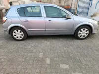 Gebraucht Opel Astra 90 PS (66 kW) 2006 Grau Limousine