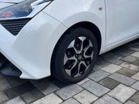 gebraucht Toyota Aygo (X) 1,0-l-VVT-i Team Deutschland Team D...