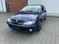 Gebraucht Renault Mégane II Authentique 95 PS (69 kW) 2002 Blau Limousine