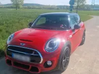Używany Mini Cooper S 192 KM (141 kW) 2016 Czerwony Hatchback