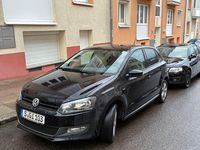 Gebraucht VW Polo Match 90 PS (66 kW) 2012 Schwarz Kleinwagen