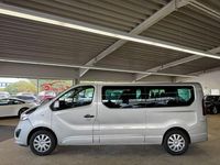 Gebraucht Opel Vivaro 146 PS (107 kW) 2017 Silber Van / Kleinbus