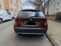 Gebraucht BMW X1 156 PS (114 kW) 2011 Braun SUV