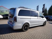 Gebraucht Mercedes V300 AMG 237 PS (174 kW) 2025 Silber Van / Kleinbus