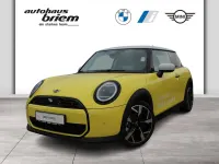 Nowe Mini Cooper S Classic 204 KM (150 kW) 2026 Żółty Hatchback