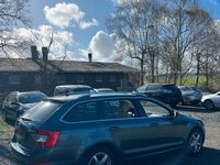 Gebraucht Skoda Octavia 180 PS (132 kW) 2014 Andere farben Kleinwagen