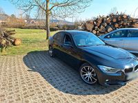 Gebraucht BMW 320 186 PS (136 kW) 2014 Schwarz Limousine