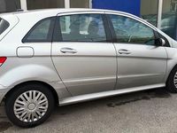Gebraucht Mercedes B180 109 PS (80 kW) 2007 Silber Van / Kleinbus