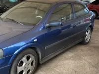 Gebraucht Opel Astra Sport 84 PS (61 kW) 2003 Blau Limousine