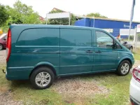 Gebraucht Mercedes Vito 95 PS (69 kW) 2010 Aquagrün Van