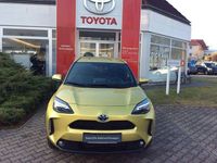 Gebraucht Toyota Yaris Cross Team 116 PS (85 kW) 2023 Gold SUV