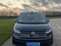 Usado VW Multivan 150 HP (110 kW) 2023 Azul Monovolume