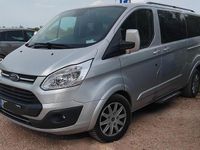 Gebraucht Ford Tourneo Limited 170 PS (125 kW) 2017 Silber Van / Kleinbus