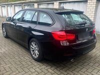 gebraucht BMW 318 318 d Touring Aut. Sport Line model 2017