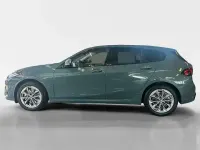 Neu BMW 120 156 PS (114 kW) 2026 Cape york grün metallic Kleinwagen