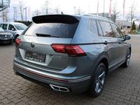 Gebraucht VW Tiguan Allspace R-line 200 PS (147 kW) 2023 Grau SUV