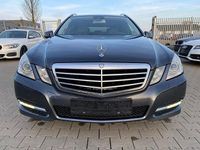 Gebraucht Mercedes E220 Avantgarde 170 PS (125 kW) 2010 Grau Kombi