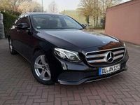 Gebraucht Mercedes E220 Avantgarde 194 PS (142 kW) 2017 Schwarz Limousine