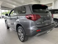 Neu Suzuki Vitara Comfort 116 PS (85 kW) 2026 Grau SUV