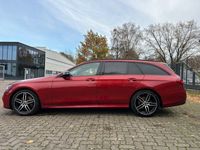 gebraucht Mercedes E200 D T AMG 9-Gang-Aut. W213 Designo-Hyacintrot Night