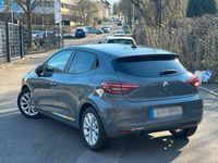 Gebraucht Renault Clio V Experience 72 PS (52 kW) 2020 Grau Kleinwagen